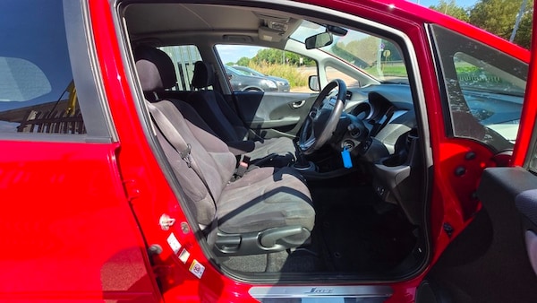 Used Honda Jazz 2010 for sale - 75542957: Photo 19