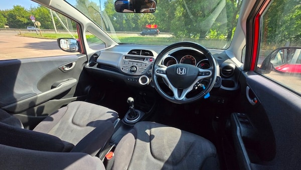 Used Honda Jazz 2010 for sale - 75542957: Photo 20