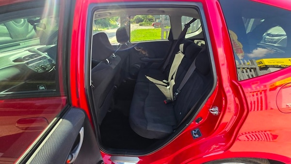 Used Honda Jazz 2010 for sale - 75542957: Photo 23