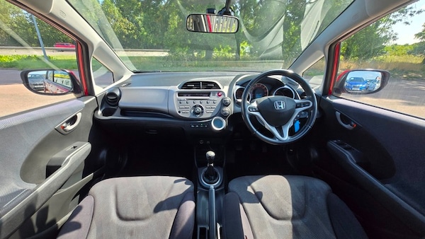 Used Honda Jazz 2010 for sale - 75542957: Photo 26