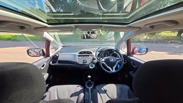 Used Honda Jazz 2010 for sale - 75542957: Photo 28