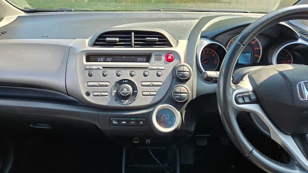 Used Honda Jazz 2010 for sale - 75542957: Photo 30