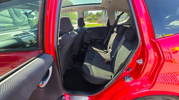 Used Honda Jazz 2010 for sale - 75542957: Photo 39