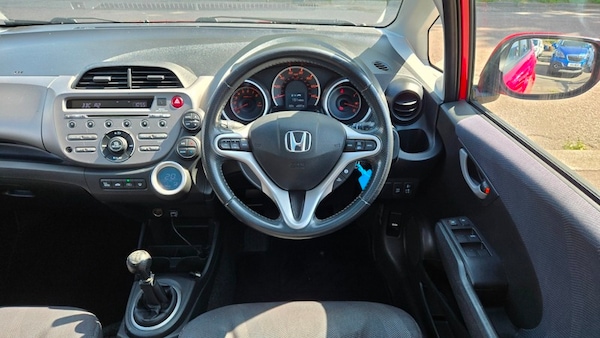 Used Honda Jazz 2010 for sale - 75542957: Photo 42