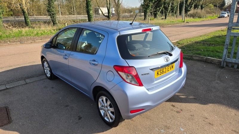 Used Toyota Yaris 2013 for sale - 77766013: Photo 12