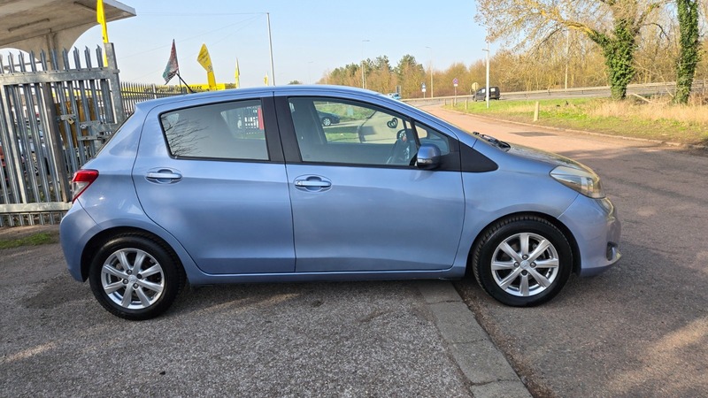 Used Toyota Yaris 2013 for sale - 77766013: Photo 15