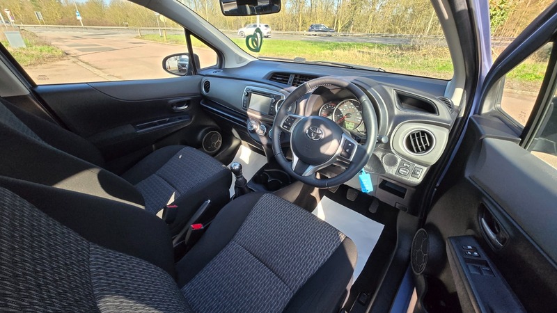 Used Toyota Yaris 2013 for sale - 77766013: Photo 19