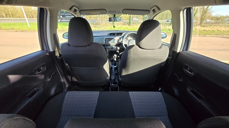 Used Toyota Yaris 2013 for sale - 77766013: Photo 21