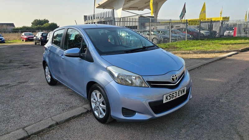 Used Toyota Yaris 2013 for sale - 77766013: Photo 4