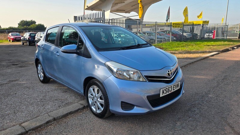 Used Toyota Yaris 2013 for sale - 77766013: Photo 44