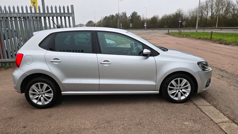 Used Volkswagen Polo 2016 for sale - 77792634: Photo 11