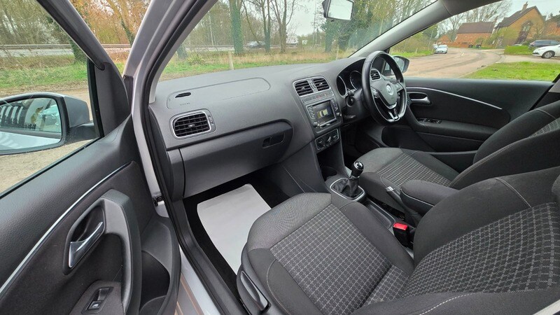 Used Volkswagen Polo 2016 for sale - 77792634: Photo 24