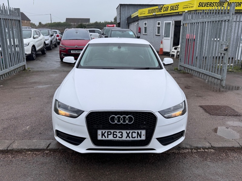 Used Audi A4 2013 for sale - 77477919: Photo 2