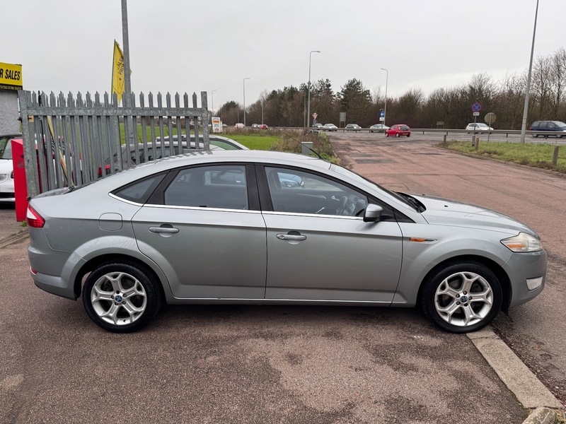 Used Ford Mondeo 2010 for sale - 76924074: Photo 13
