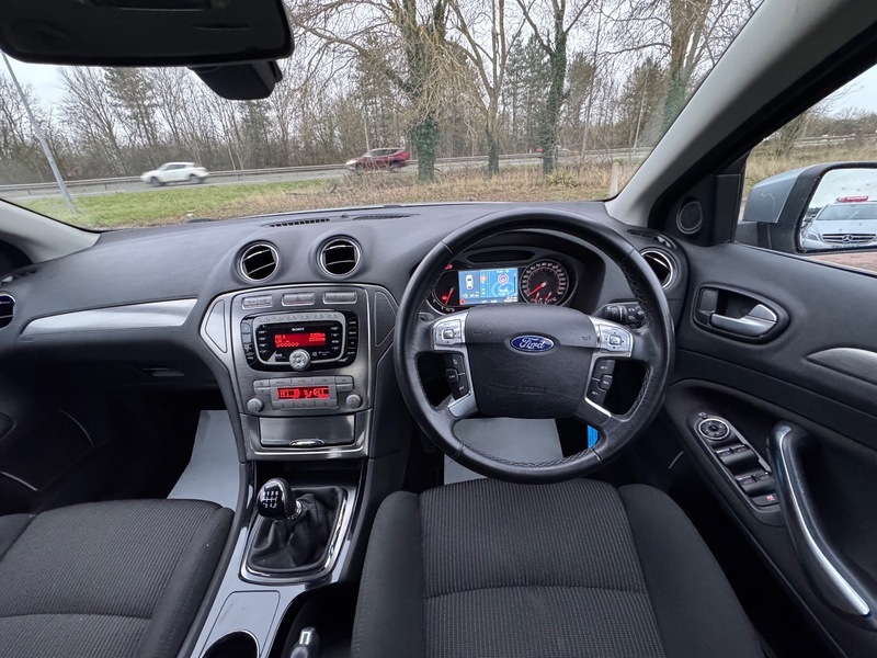 Used Ford Mondeo 2010 for sale - 76924074: Photo 29