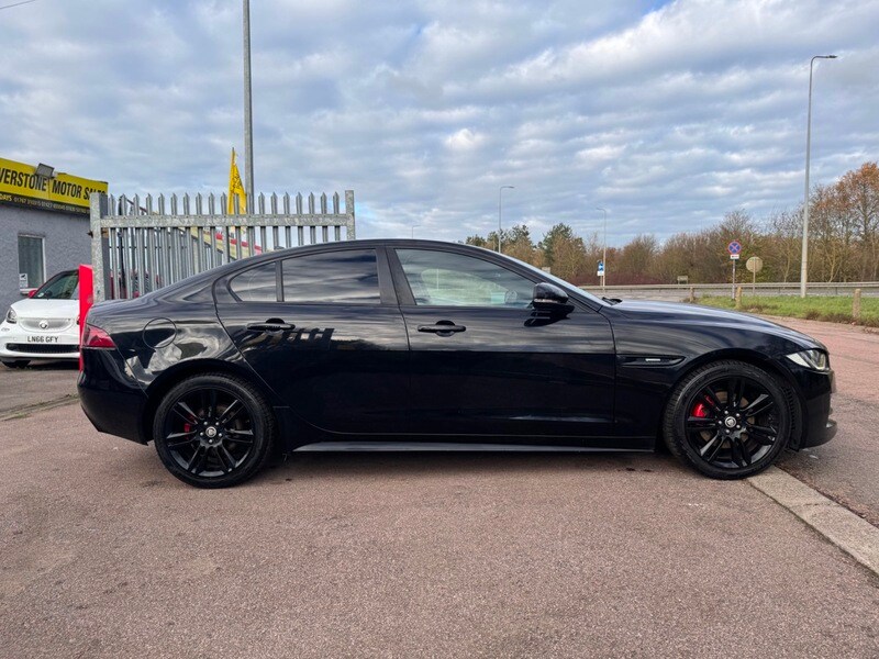 Used Jaguar XE 2015 for sale - 76686861: Photo 15