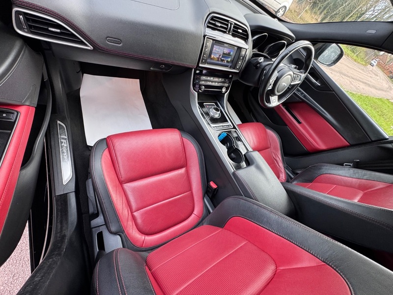 Used Jaguar XE 2015 for sale - 76686861: Photo 23