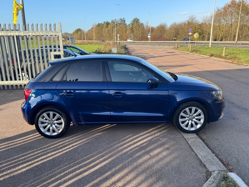 Used Audi A1 2014 for sale - 76605339: Photo 14