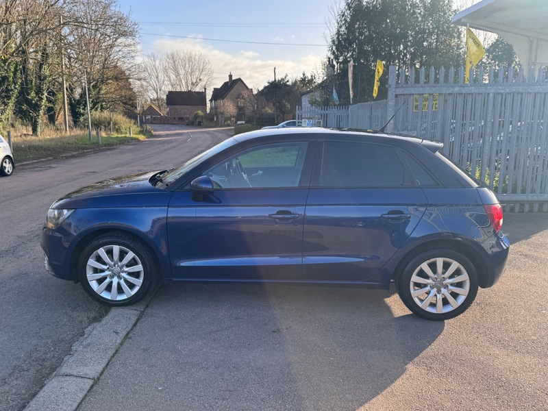 Used Audi A1 2014 for sale - 76605339: Photo 16