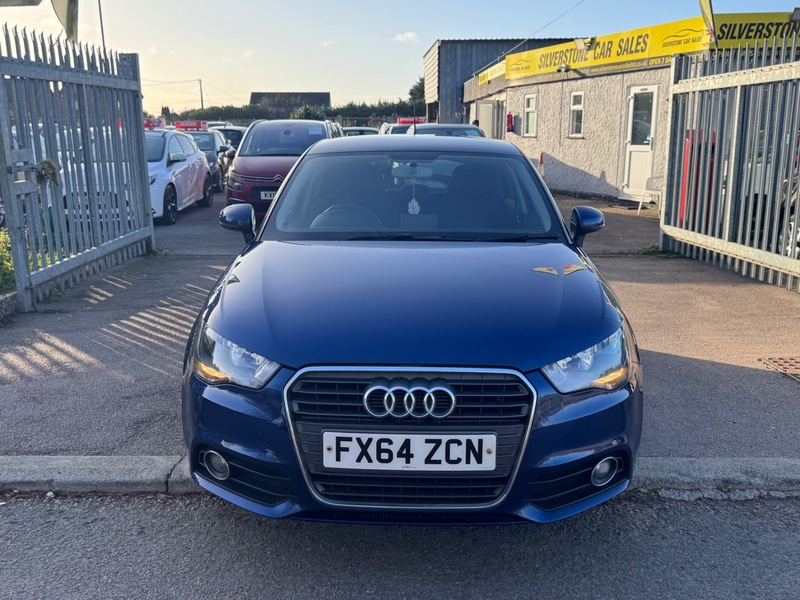 Used Audi A1 2014 for sale - 76605339: Photo 2