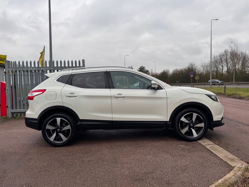 Used Nissan Qashqai 2016 for sale - 77409196: Photo 14