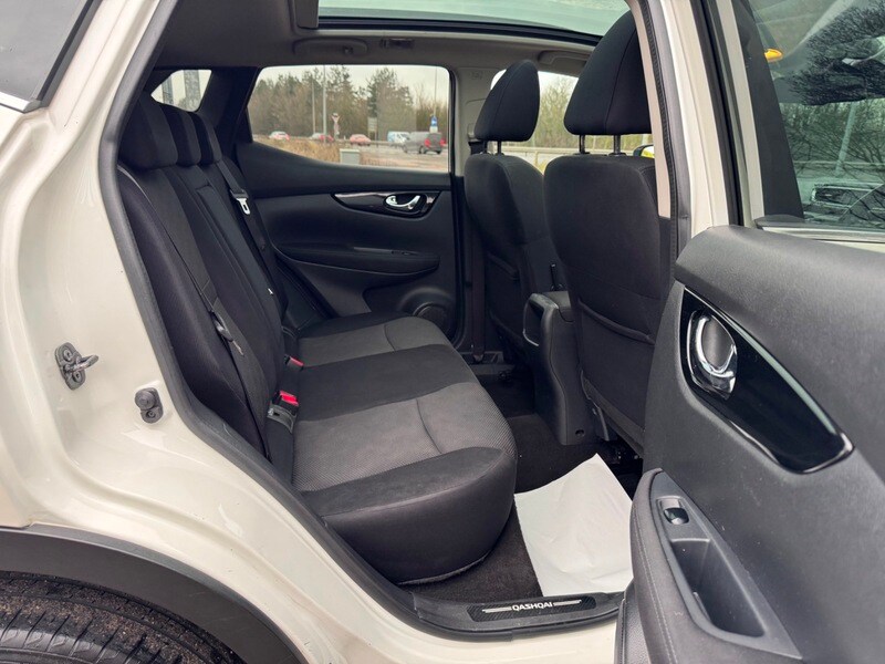 Used Nissan Qashqai 2016 for sale - 77409196: Photo 18