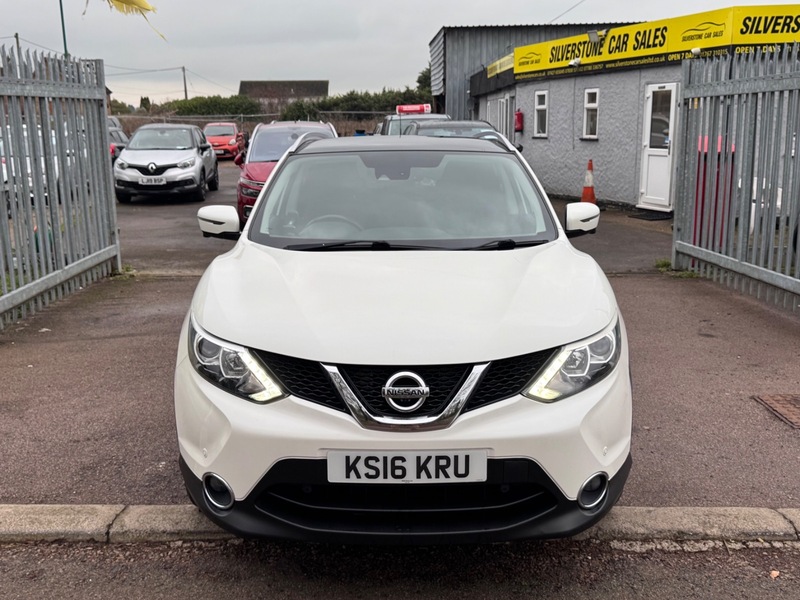 Used Nissan Qashqai 2016 for sale - 77409196: Photo 2
