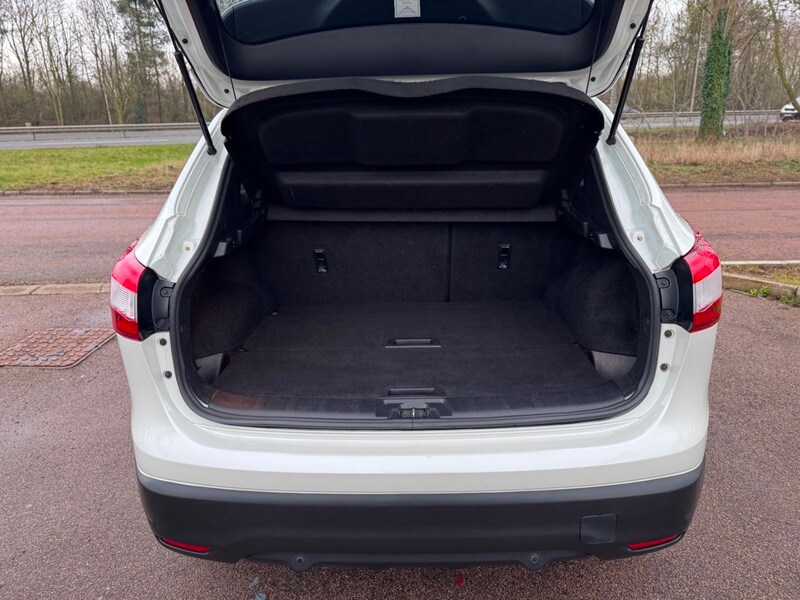 Used Nissan Qashqai 2016 for sale - 77409196: Photo 25