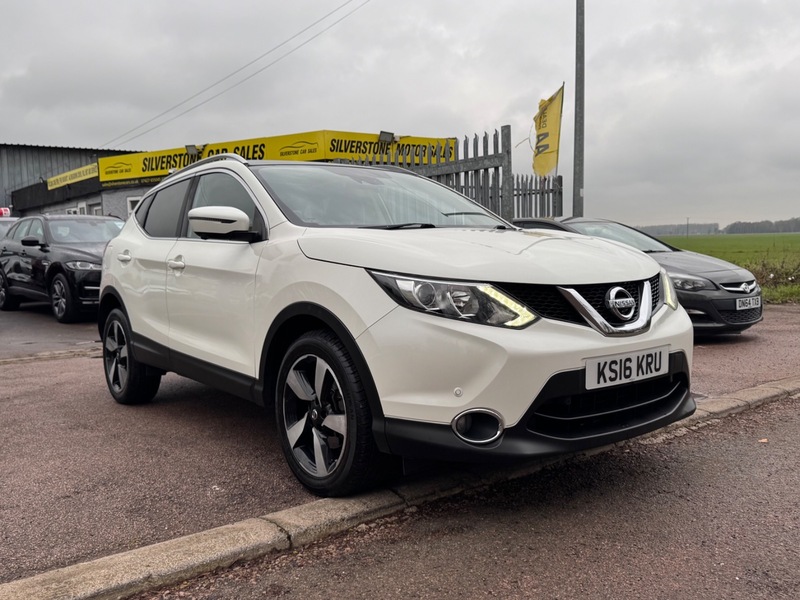 Used Nissan Qashqai 2016 for sale - 77409196: Photo 4