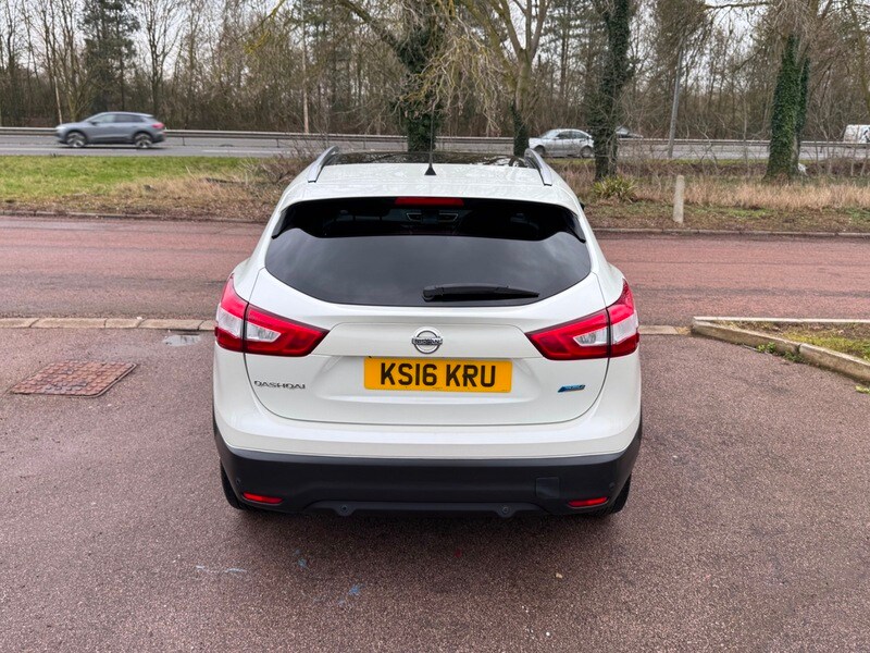 Used Nissan Qashqai 2016 for sale - 77409196: Photo 9
