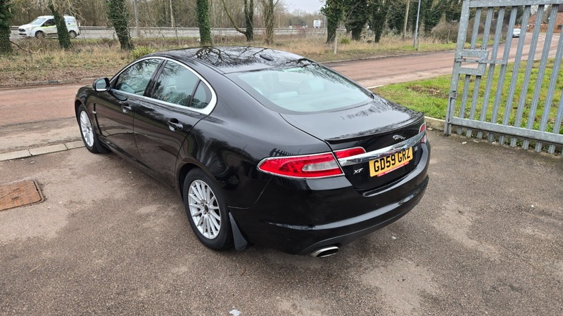 Used Jaguar XF 2010 for sale - 77328837: Photo 10