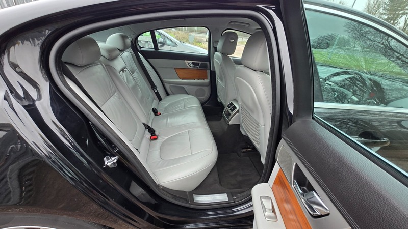 Used Jaguar XF 2010 for sale - 77328837: Photo 20