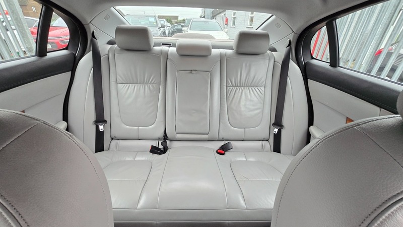 Used Jaguar XF 2010 for sale - 77328837: Photo 25