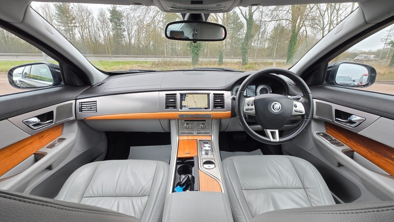 Used Jaguar XF 2010 for sale - 77328837: Photo 26