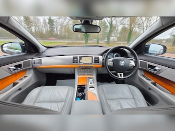 Used Jaguar XF 2010 for sale - 77328837: Photo