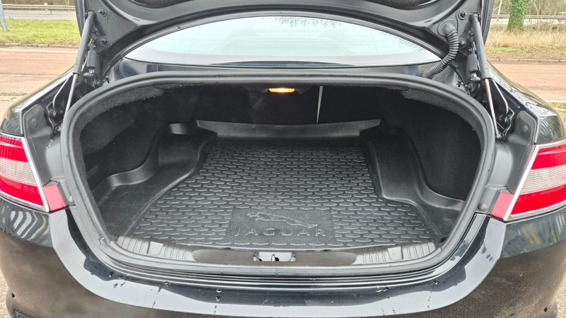 Used Jaguar XF 2010 for sale - 77328837: Photo 38