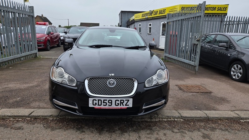 Used Jaguar XF 2010 for sale - 77328837: Photo 4