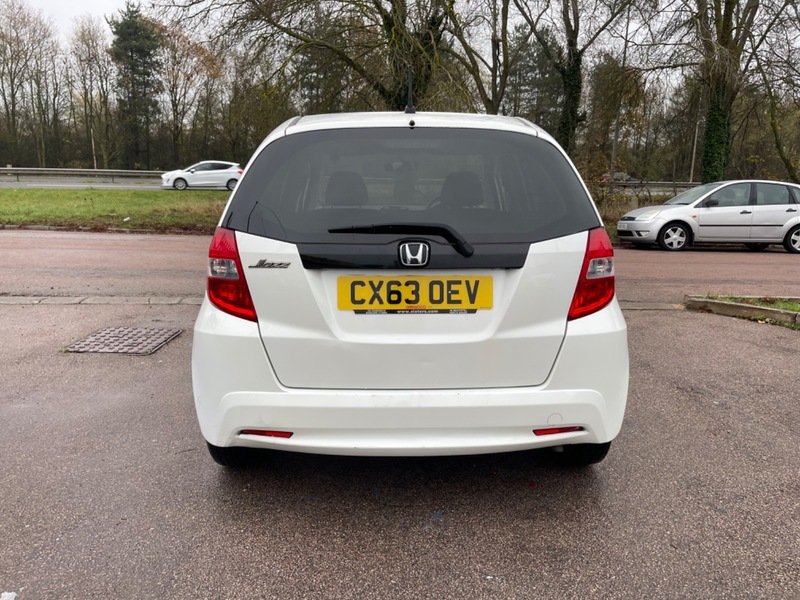Used Honda Jazz 2013 for sale - 76591296: Photo 12