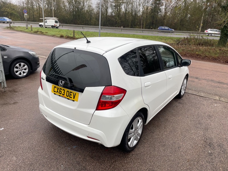 Used Honda Jazz 2013 for sale - 76591296: Photo 15