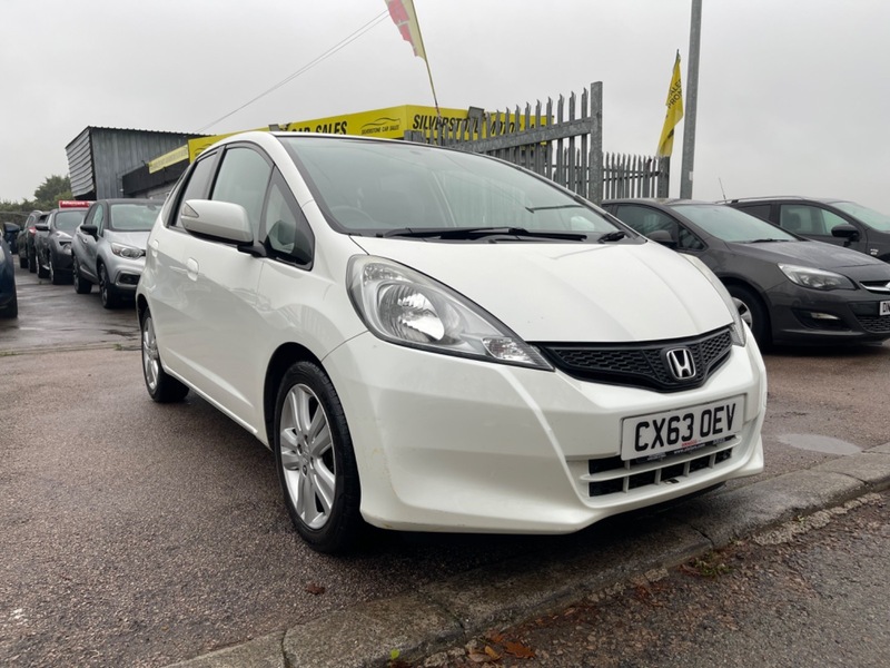 Used Honda Jazz 2013 for sale - 76591296: Photo 3