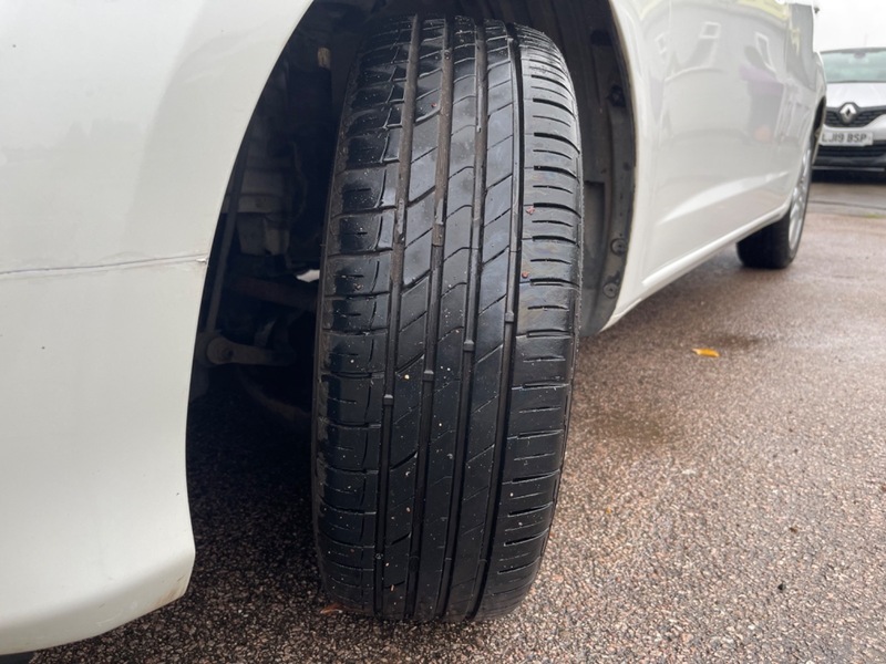 Used Honda Jazz 2013 for sale - 76591296: Photo 30