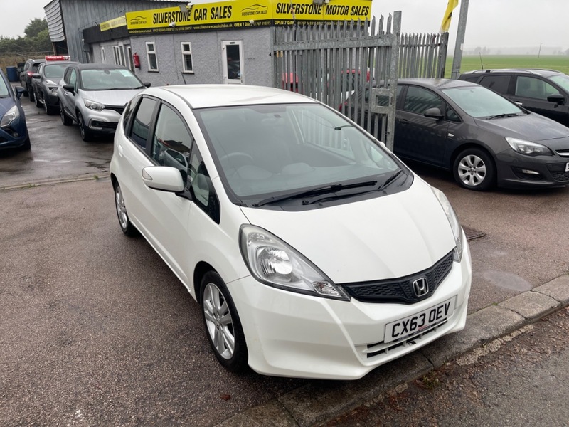 Used Honda Jazz 2013 for sale - 76591296: Photo 4