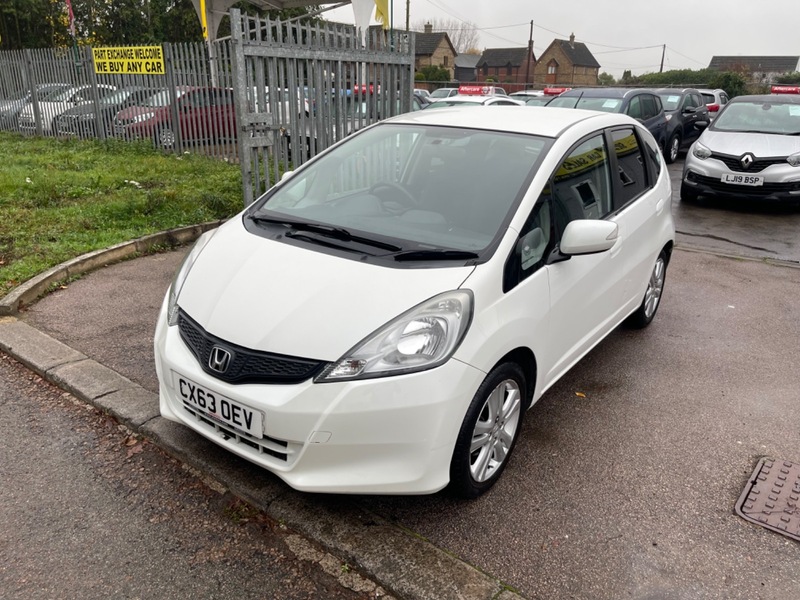 Used Honda Jazz 2013 for sale - 76591296: Photo 8