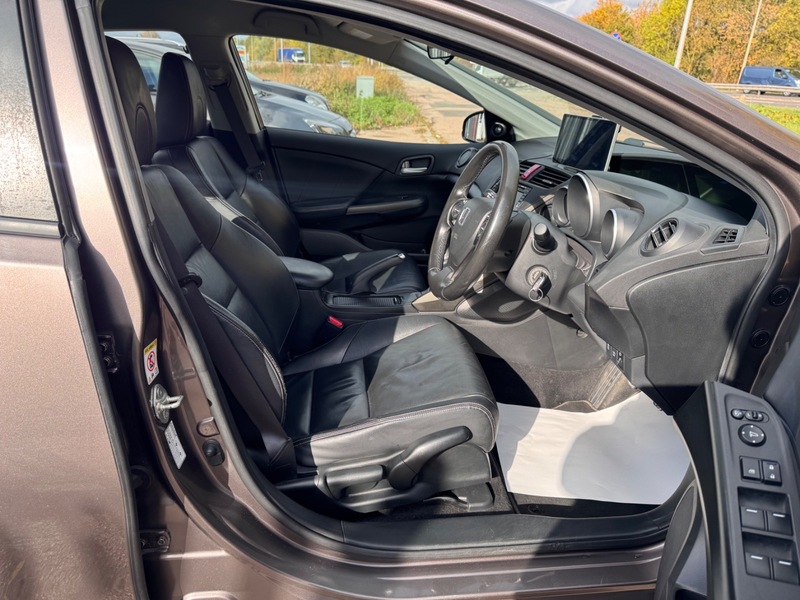 Used Honda Civic 2012 for sale - 76292243: Photo 17