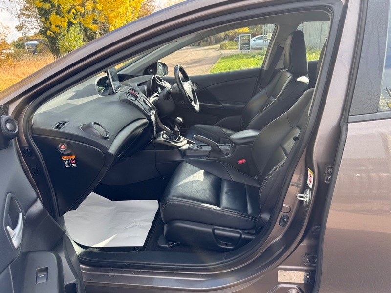 Used Honda Civic 2012 for sale - 76292243: Photo 21