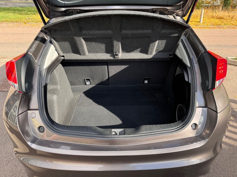 Used Honda Civic 2012 for sale - 76292243: Photo 26