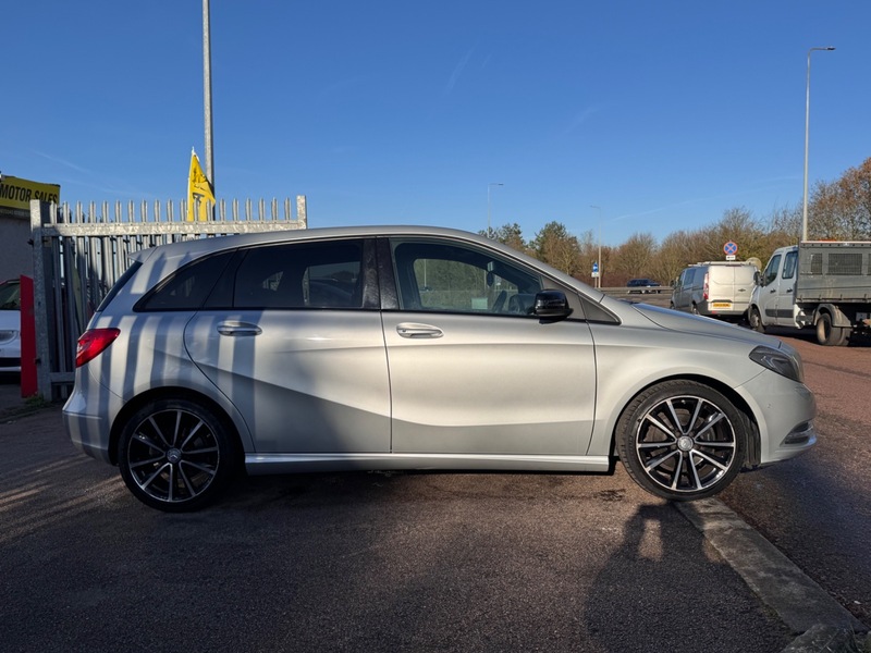 Used Mercedes-Benz B Class 2015 for sale - 76655615: Photo 15