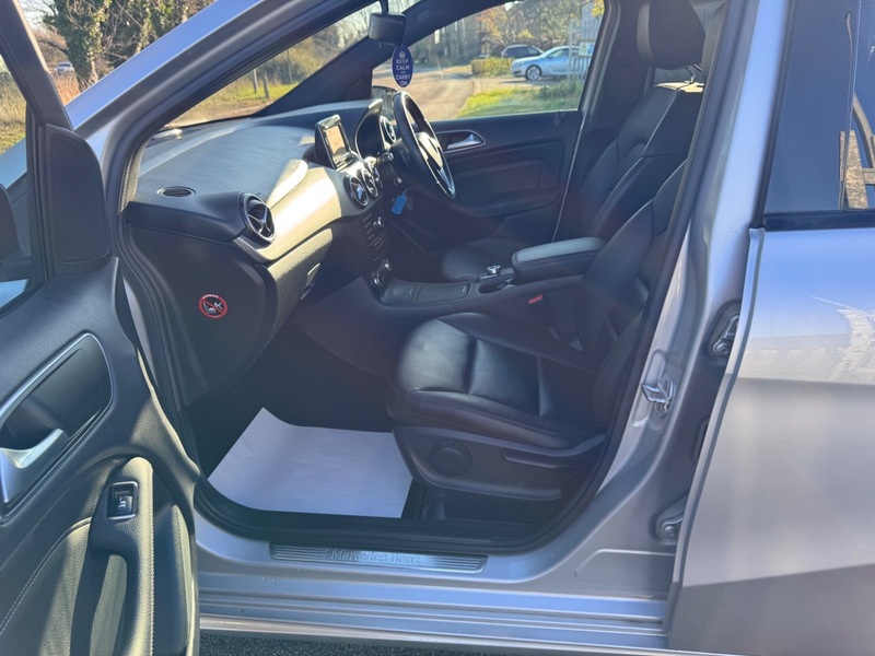 Used Mercedes-Benz B Class 2015 for sale - 76655615: Photo 22