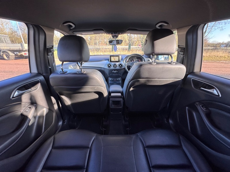 Used Mercedes-Benz B Class 2015 for sale - 76655615: Photo 28