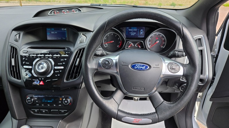 Used Ford Focus 2013 for sale - 76986590: Photo 37